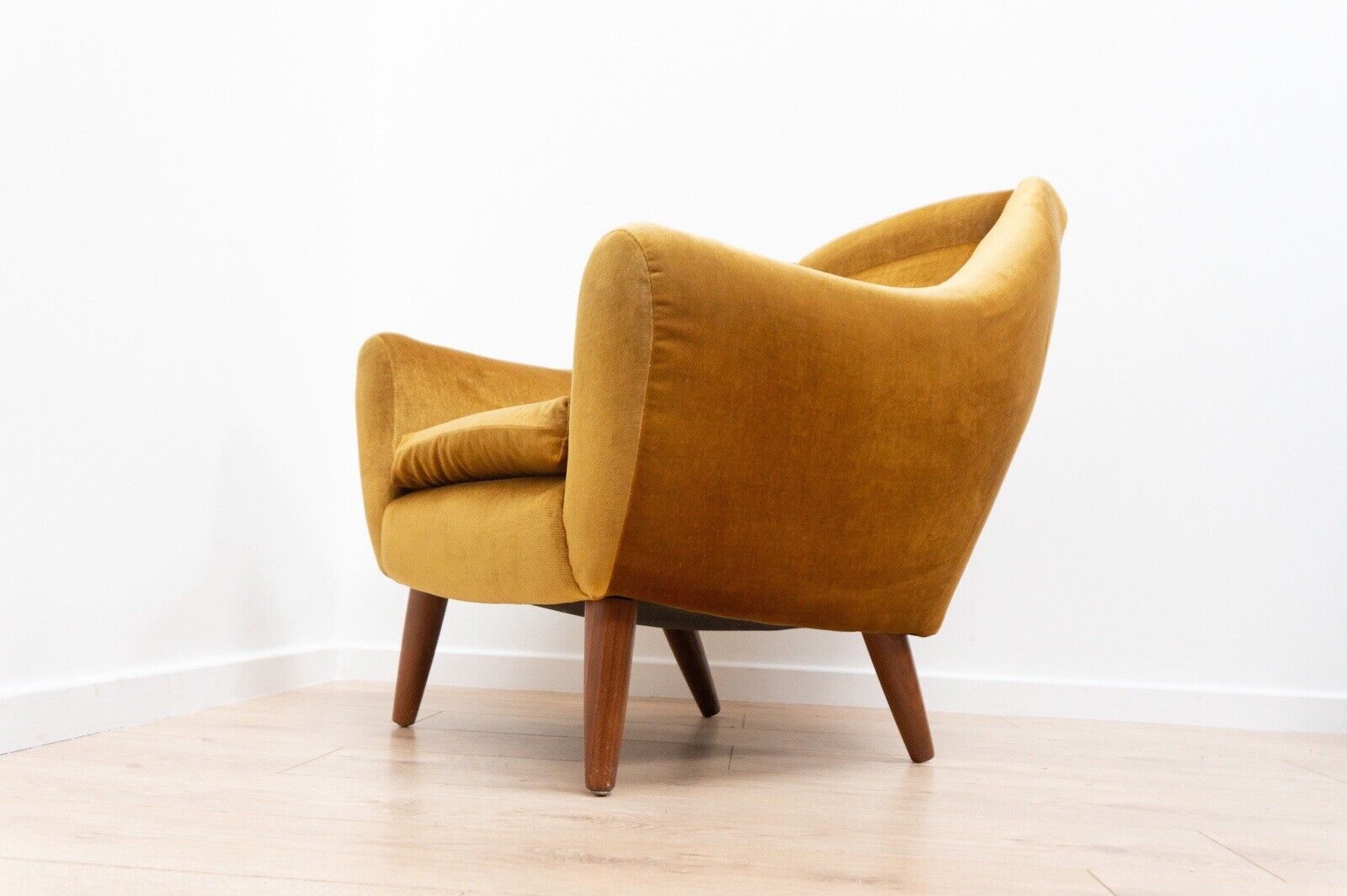Mid Century Vintage Teak Greaves & Thomas Davenport Armchair 1960’s  /2360